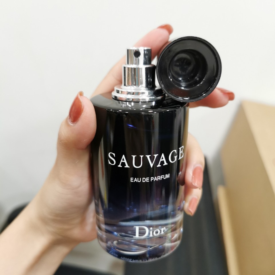 nước-hoa-nam-Sauvage-Dior-5